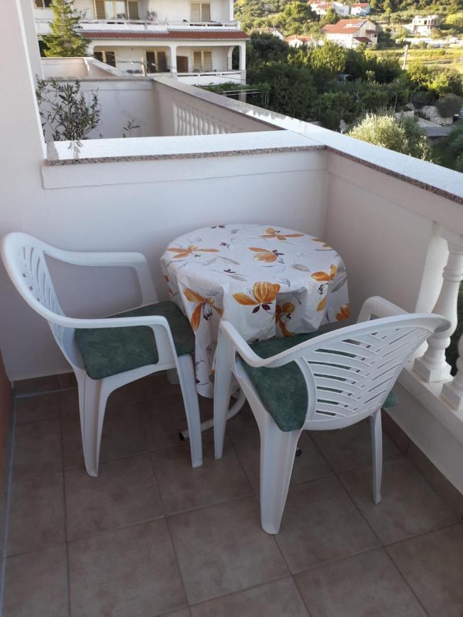 Apartments Sandra Palit Bagian luar foto